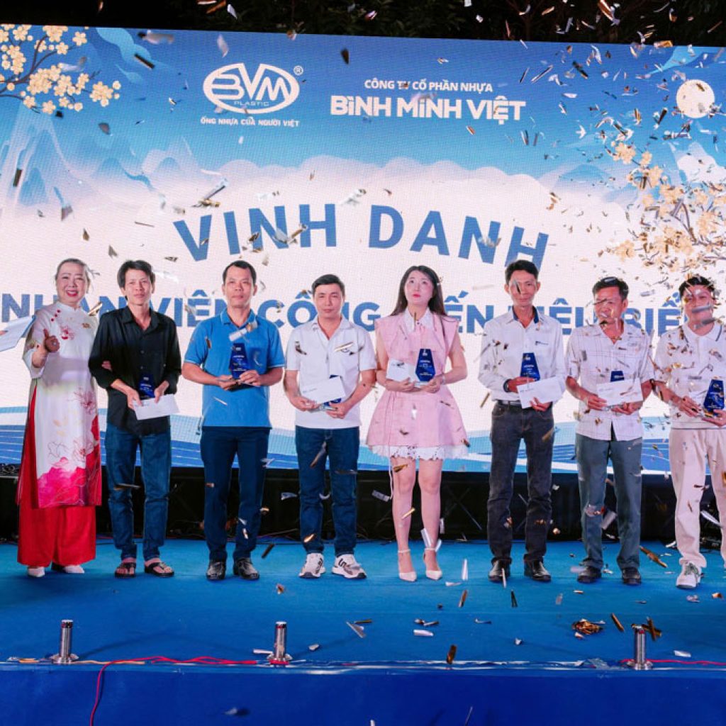 tat nien 2025 bmv vinh danh 2 1 - Bình Minh Việt Tổ Chức Tất Niên 2025 "Kỷ Nguyên Thịnh Vượng – Bứt Tốc Vươn Xa" - Công ty cổ phần Nhựa Bình Minh Việt