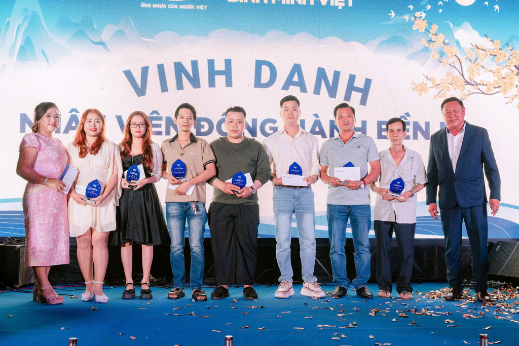 tat nien 2025 bmv vinh danh 3 - Bình Minh Việt Tổ Chức Tất Niên 2025 "Kỷ Nguyên Thịnh Vượng – Bứt Tốc Vươn Xa" - Công ty cổ phần Nhựa Bình Minh Việt